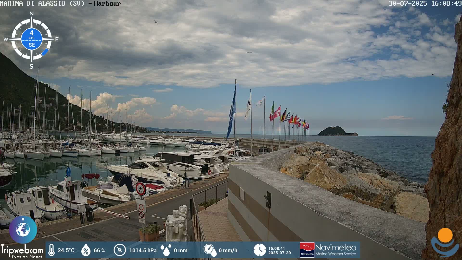 Alassio  Marina , Porto Luca Ferrari Live Cam - Alassio,  Liguria, Italy