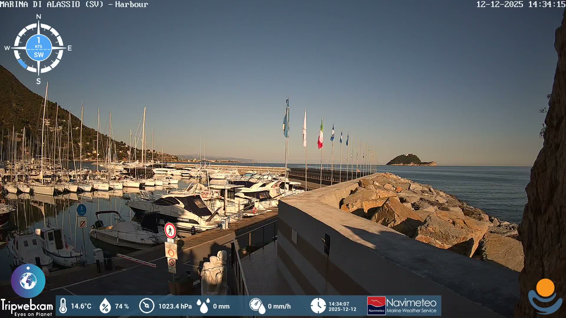Alassio  Marina , Porto Luca Ferrari Live Cam - Alassio,  Liguria, Italy