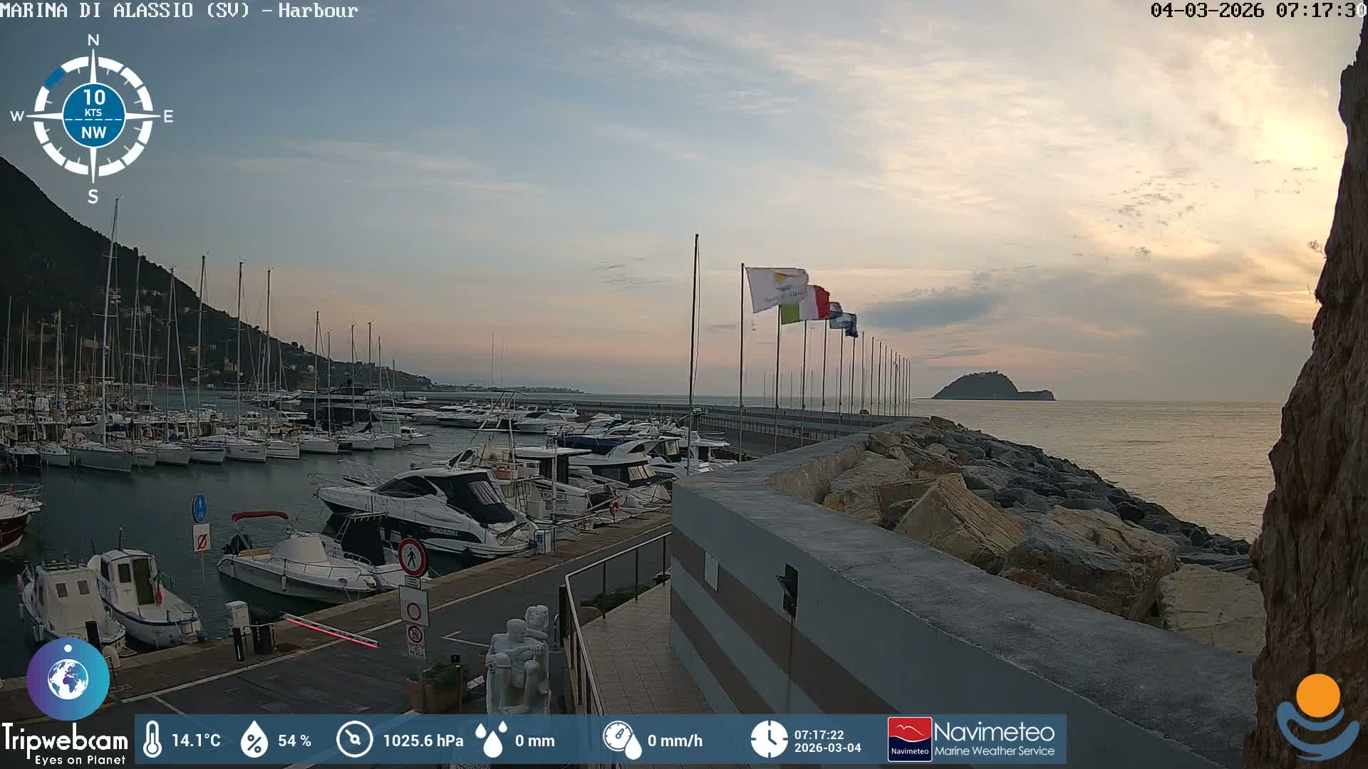 Alassio  Marina , Porto Luca Ferrari Live Cam - Alassio,  Liguria, Italy