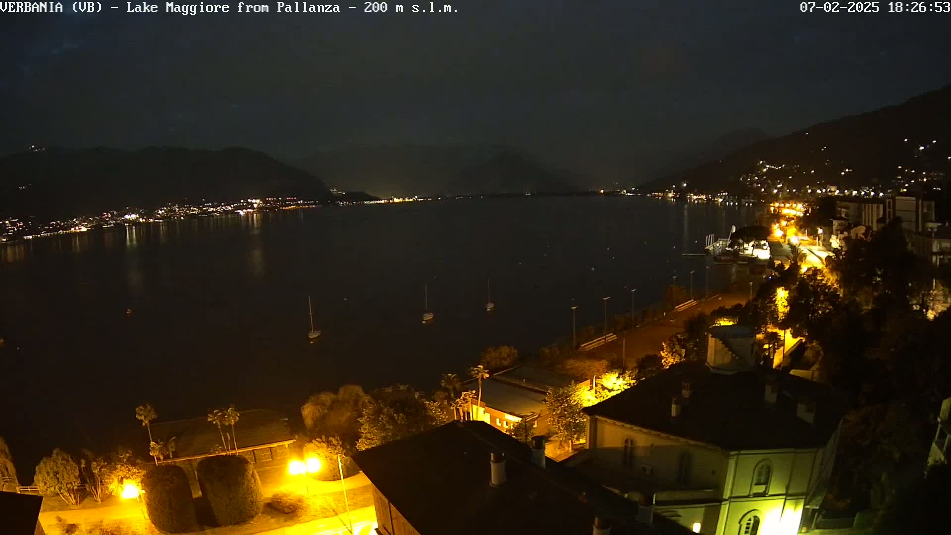 Verbania, Maggiore Lake Live Cam - Verbano-Cusio-Ossola, Piedmont, Italy
