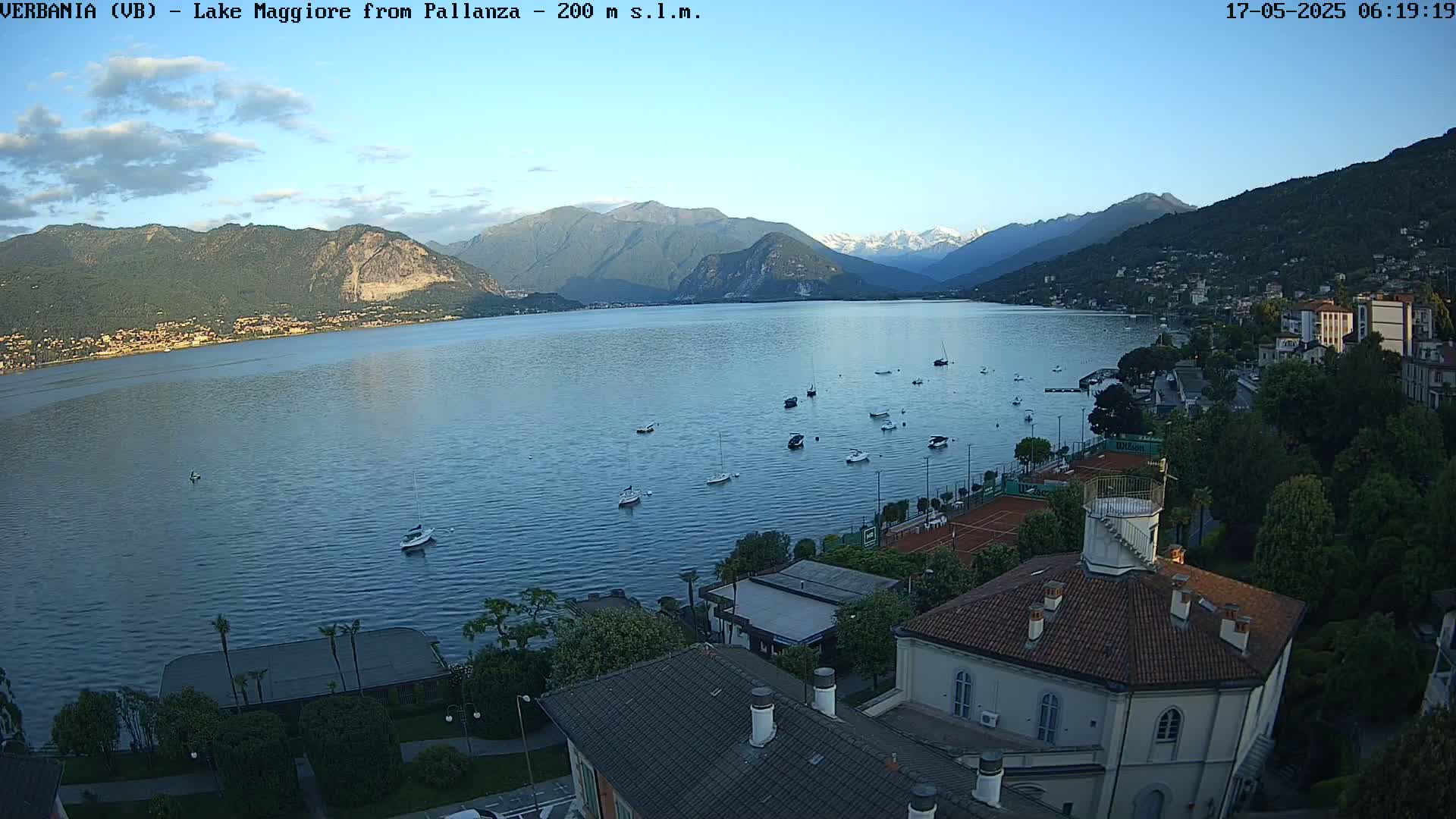 Verbania, Maggiore Lake Live Cam - Verbano-Cusio-Ossola, Piedmont, Italy