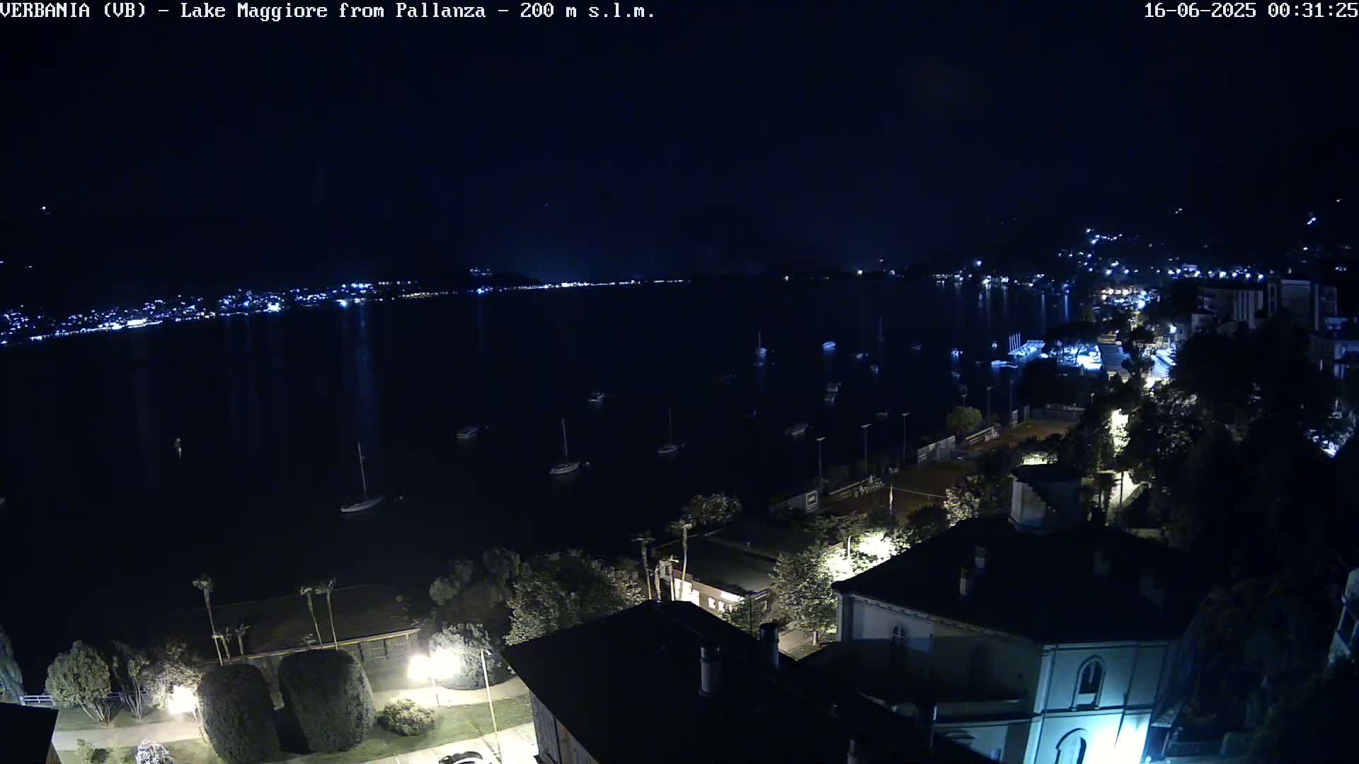 Verbania, Maggiore Lake Live Cam - Verbano-Cusio-Ossola, Piedmont, Italy