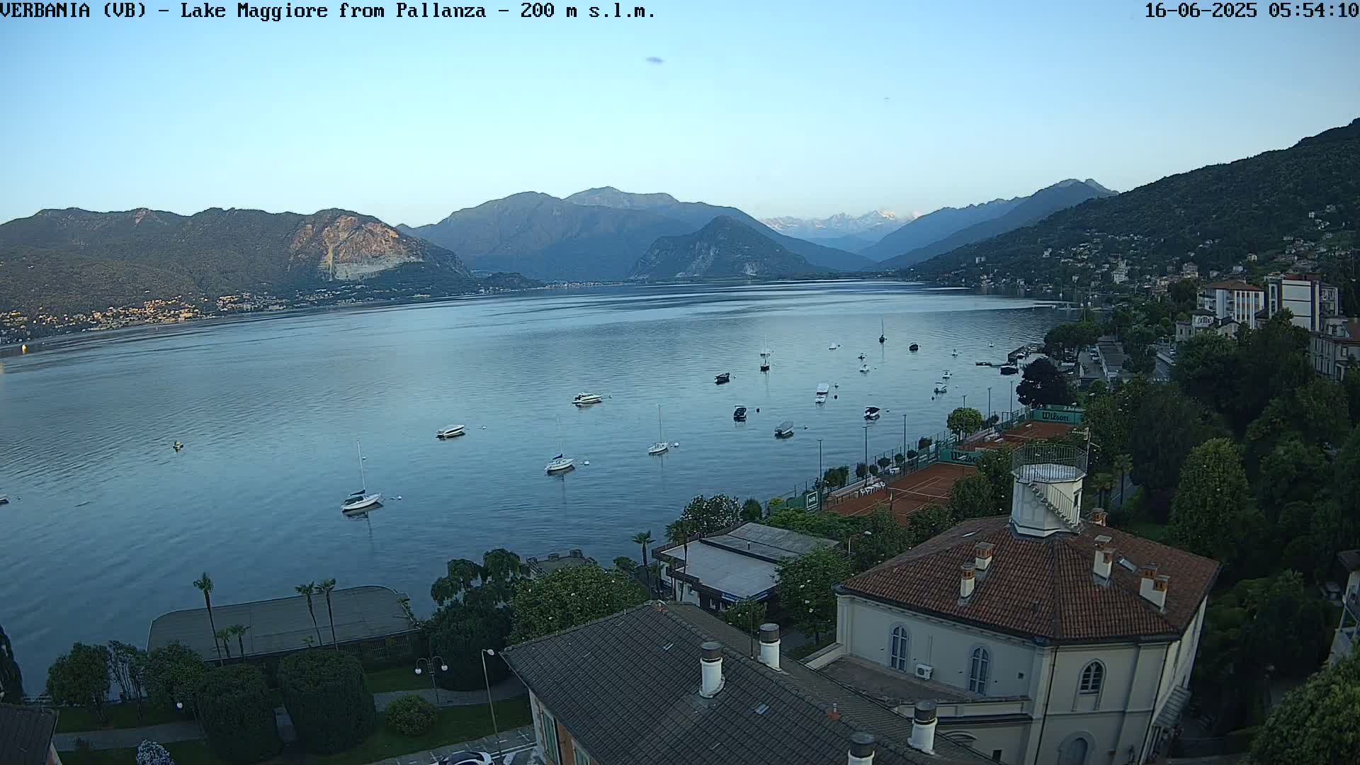 Verbania, Maggiore Lake Live Cam - Verbano-Cusio-Ossola, Piedmont, Italy
