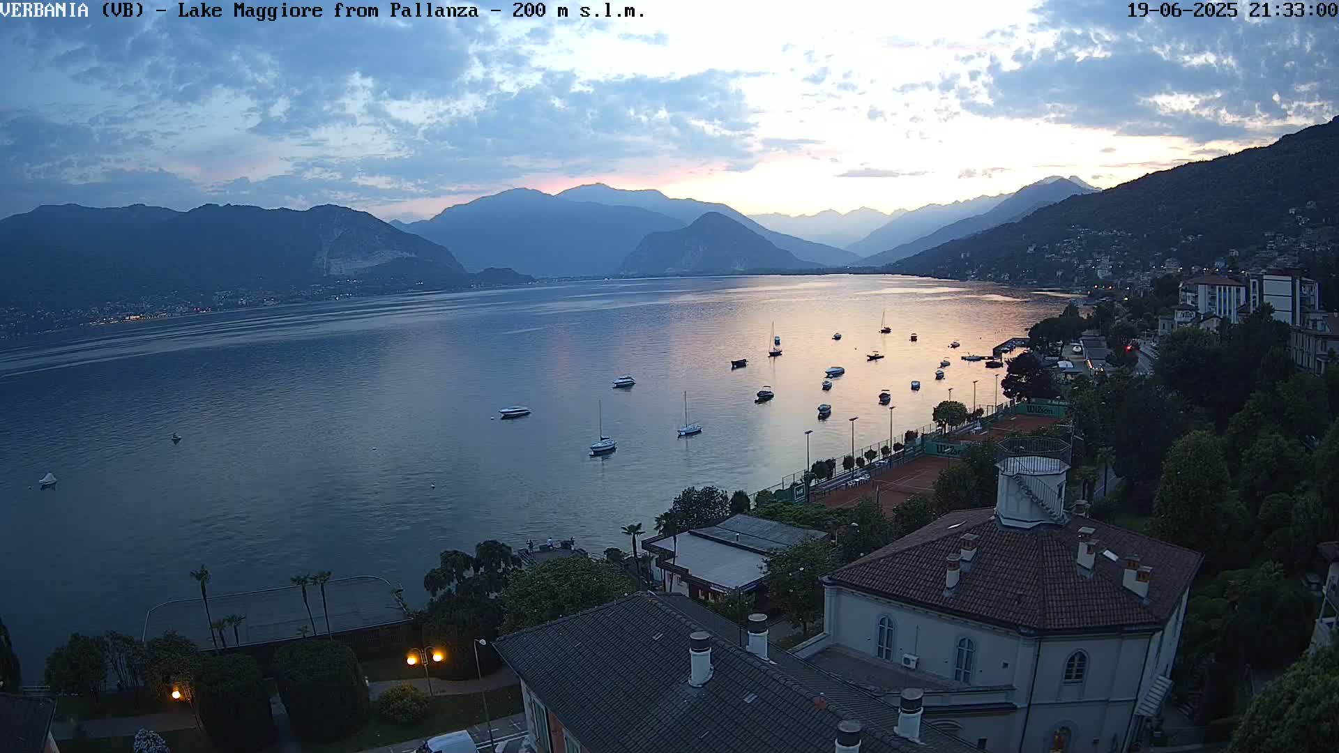 Verbania, Maggiore Lake Live Cam - Verbano-Cusio-Ossola, Piedmont, Italy