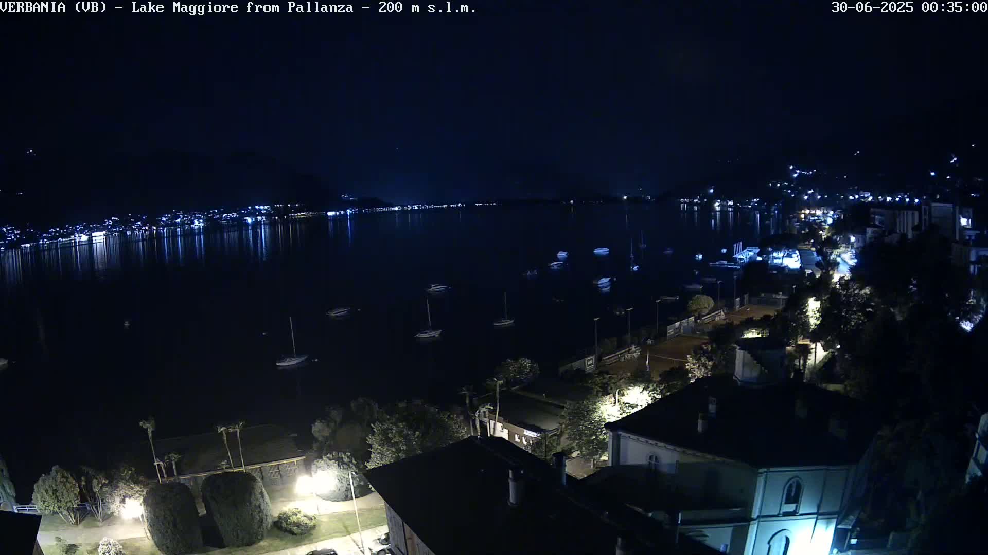 Verbania, Maggiore Lake Live Cam - Verbano-Cusio-Ossola, Piedmont, Italy