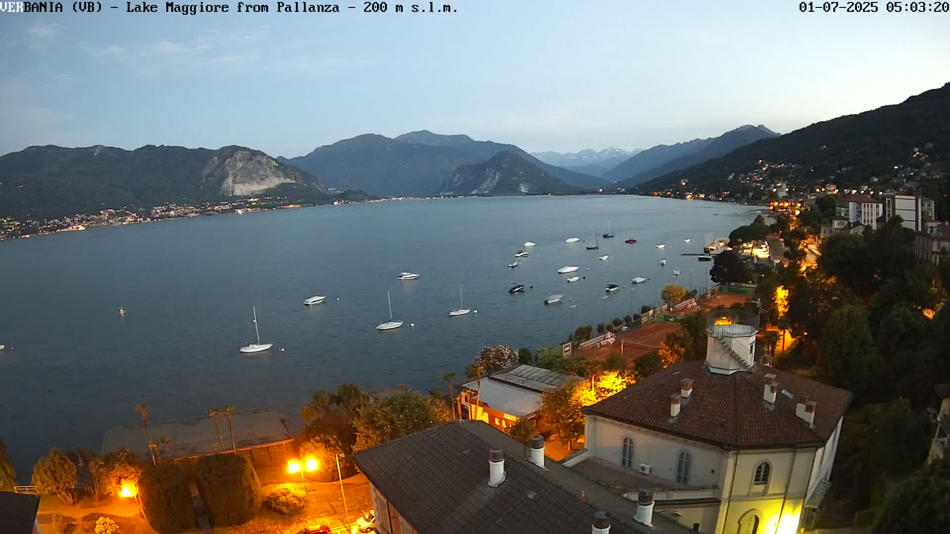 Verbania, Maggiore Lake Live Cam - Verbano-Cusio-Ossola, Piedmont, Italy
