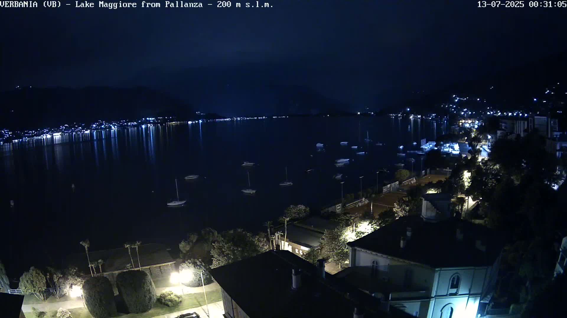 Verbania, Maggiore Lake Live Cam - Verbano-Cusio-Ossola, Piedmont, Italy