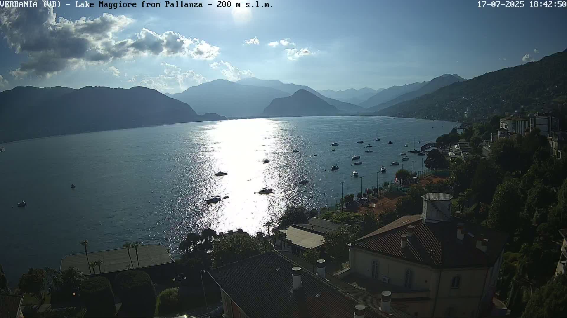 Verbania, Maggiore Lake Live Cam - Verbano-Cusio-Ossola, Piedmont, Italy