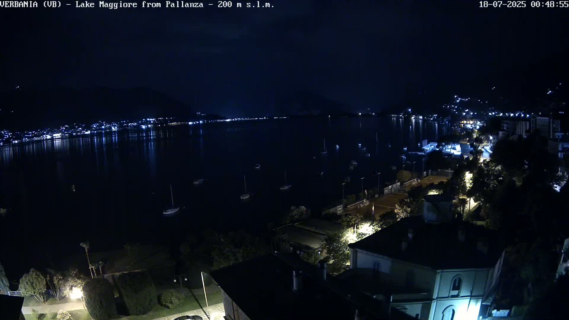 Verbania, Maggiore Lake Live Cam - Verbano-Cusio-Ossola, Piedmont, Italy