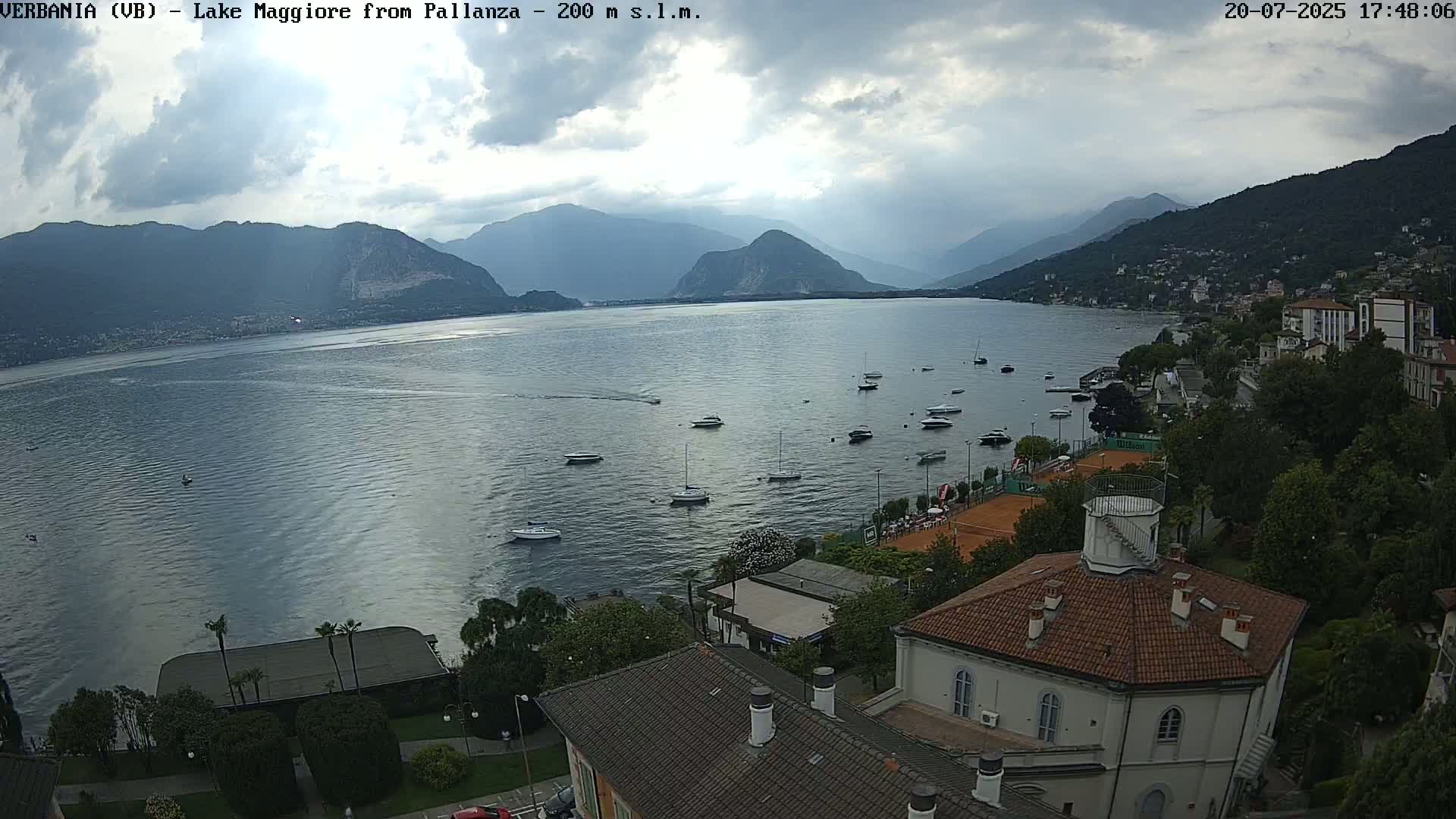 Verbania, Maggiore Lake Live Cam - Verbano-Cusio-Ossola, Piedmont, Italy