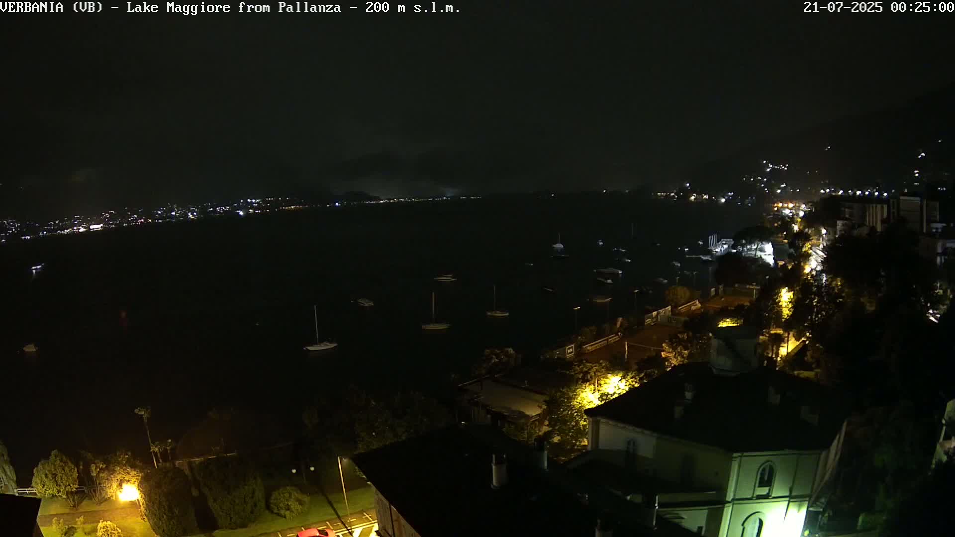 Verbania, Maggiore Lake Live Cam - Verbano-Cusio-Ossola, Piedmont, Italy