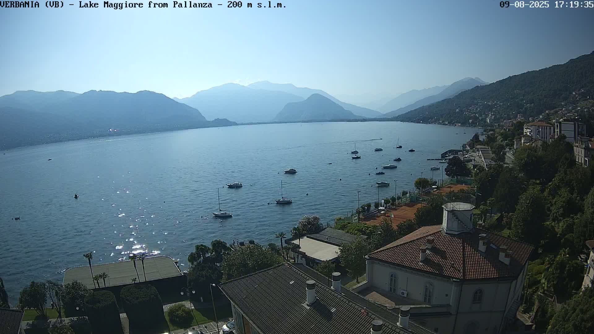 Verbania, Maggiore Lake Live Cam - Verbano-Cusio-Ossola, Piedmont, Italy