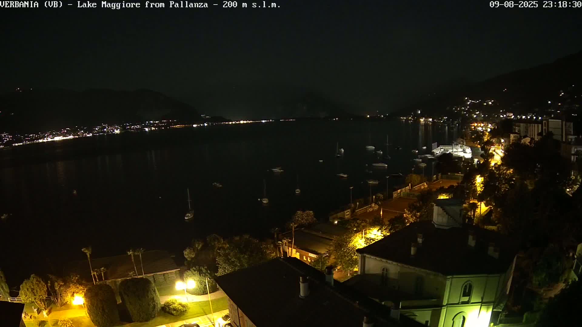 Verbania, Maggiore Lake Live Cam - Verbano-Cusio-Ossola, Piedmont, Italy