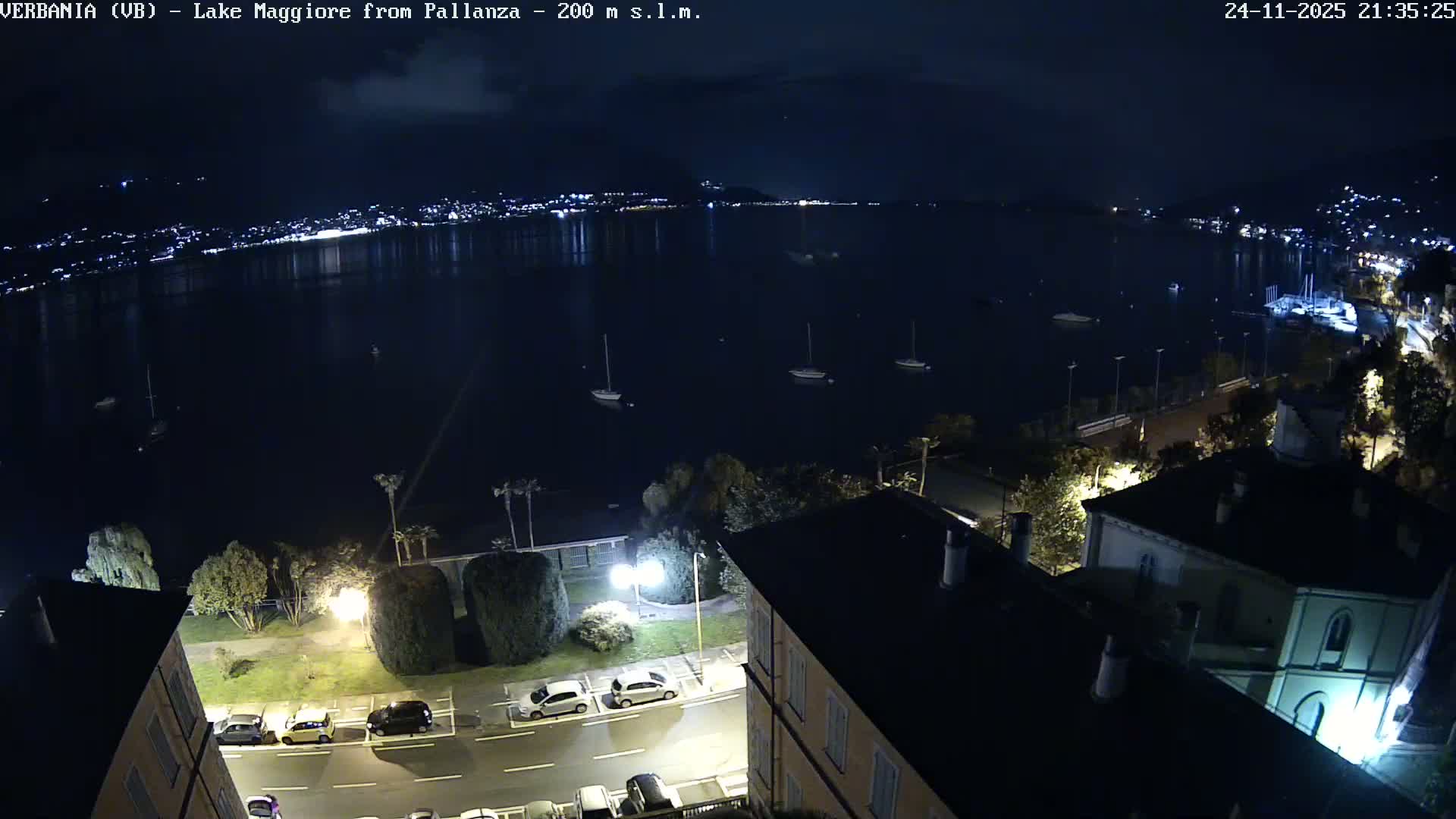 Verbania, Maggiore Lake Live Cam - Verbano-Cusio-Ossola, Piedmont, Italy