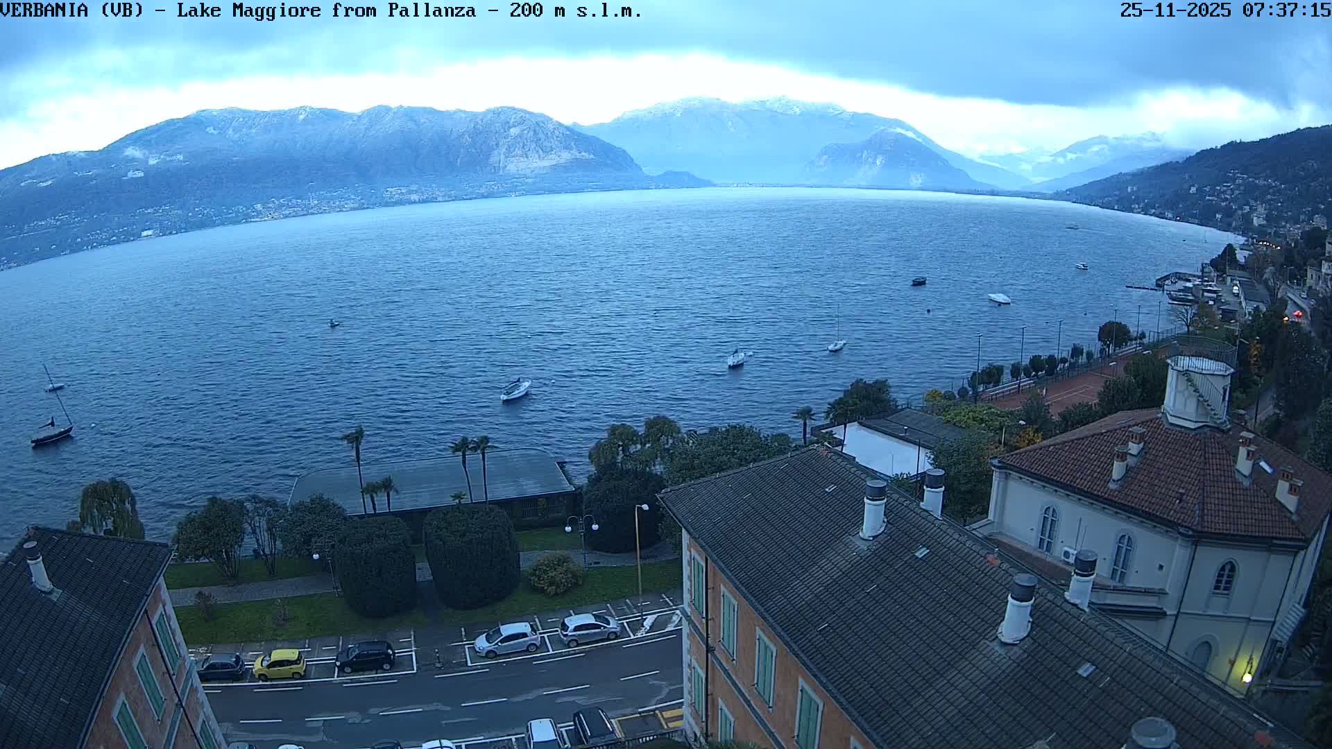Verbania, Maggiore Lake Live Cam - Verbano-Cusio-Ossola, Piedmont, Italy