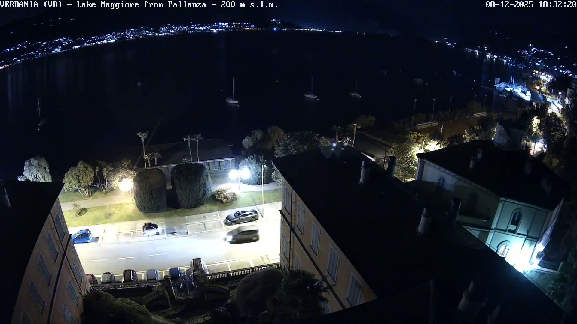 Verbania, Maggiore Lake Live Cam - Verbano-Cusio-Ossola, Piedmont, Italy