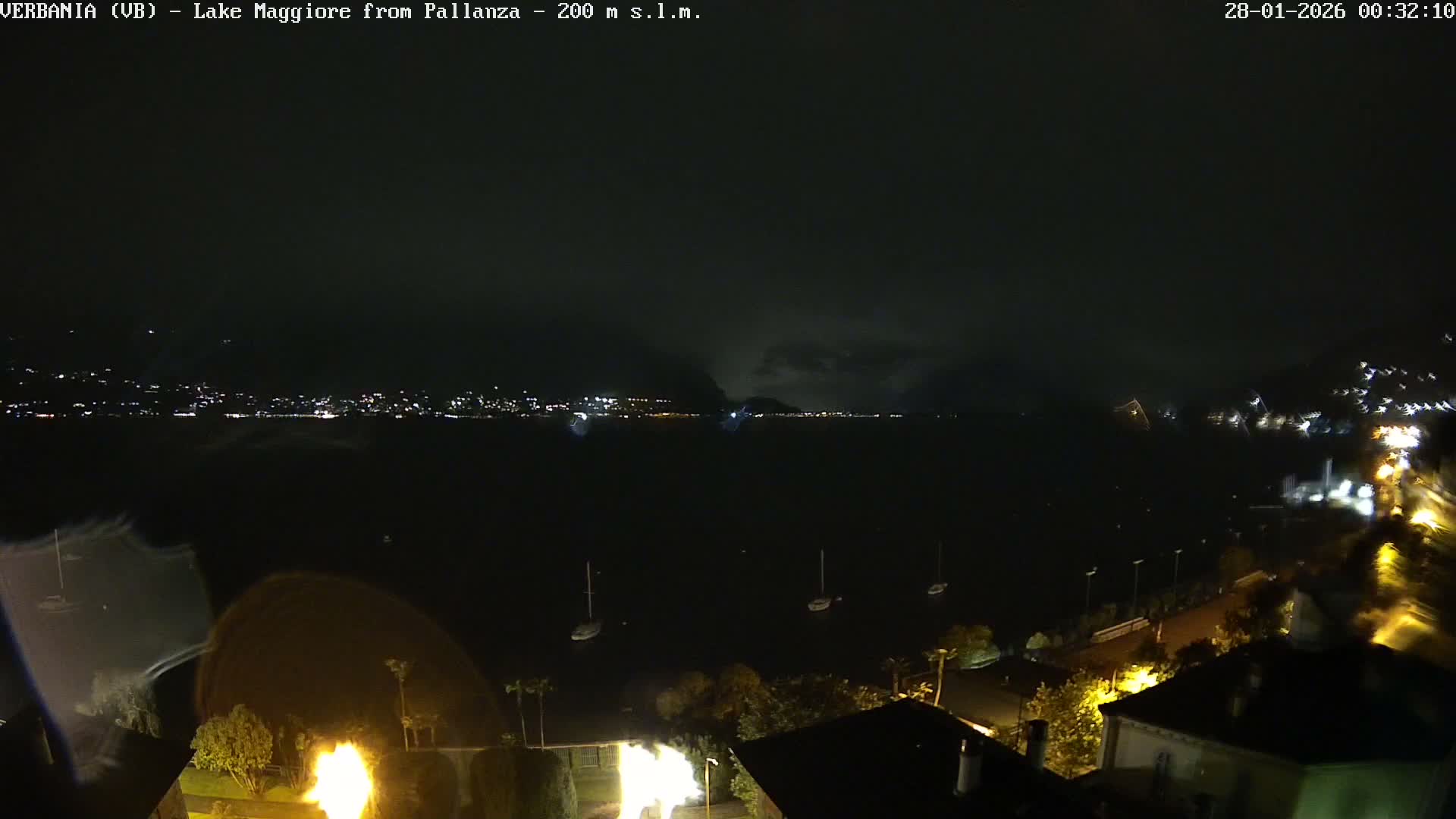 Verbania, Maggiore Lake Live Cam - Verbano-Cusio-Ossola, Piedmont, Italy