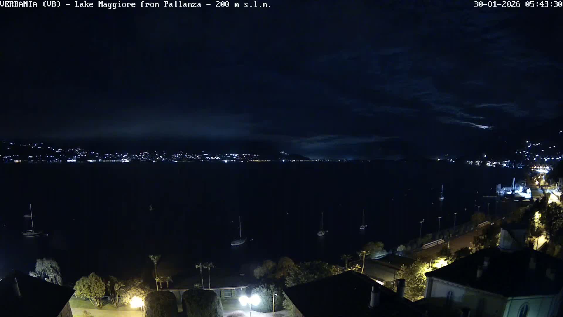 Verbania, Maggiore Lake Live Cam - Verbano-Cusio-Ossola, Piedmont, Italy