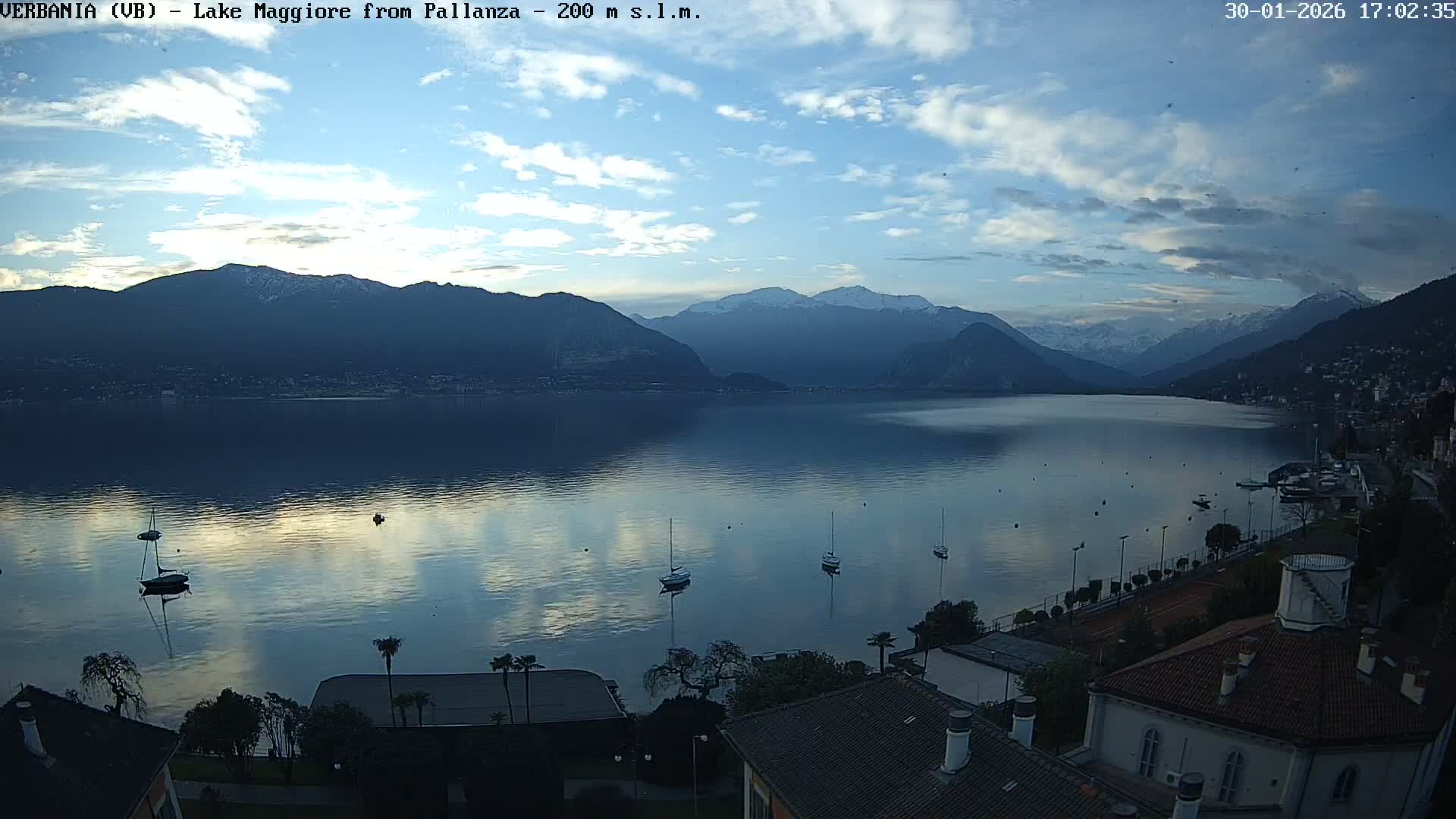 Verbania, Maggiore Lake Live Cam - Verbano-Cusio-Ossola, Piedmont, Italy