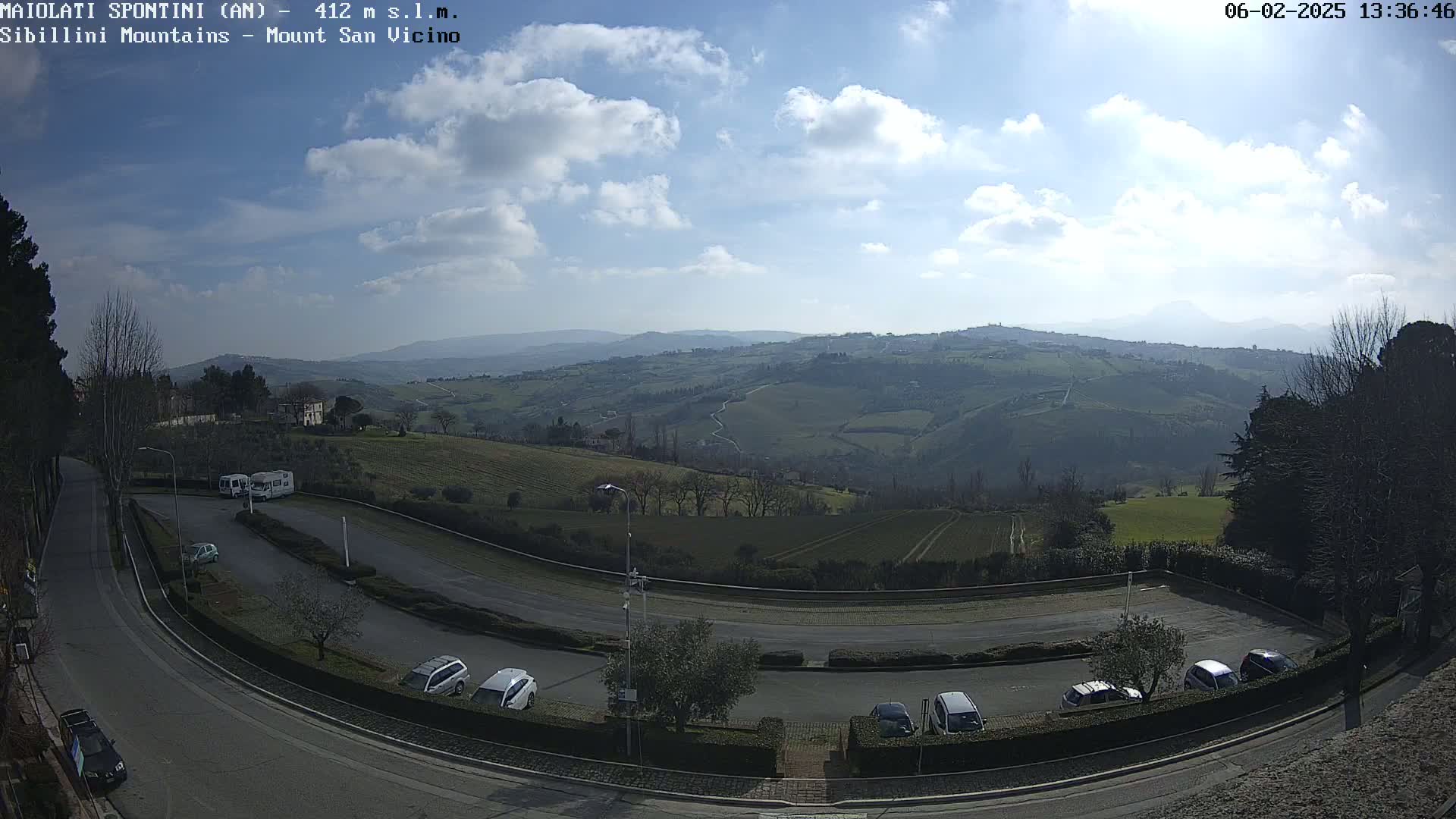 Mount Sibillini & San Vicino Live Cam - Maiolati Spontini, Marche, Italy