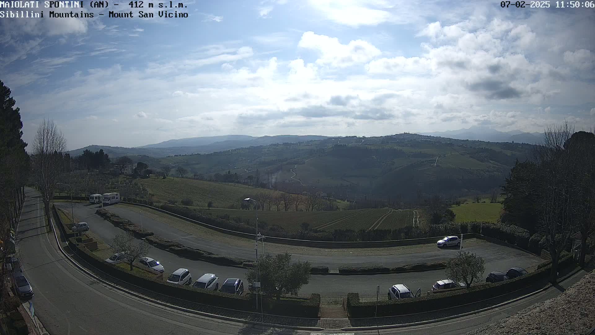Mount Sibillini & San Vicino Live Cam - Maiolati Spontini, Marche, Italy