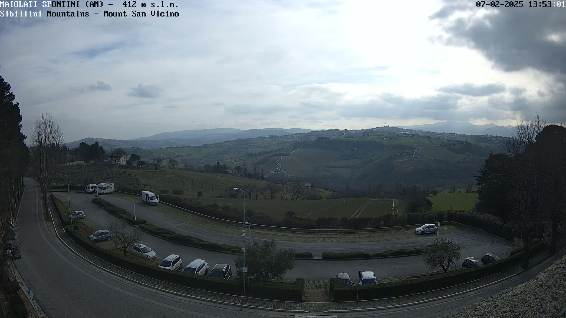 Mount Sibillini & San Vicino Live Cam - Maiolati Spontini, Marche, Italy