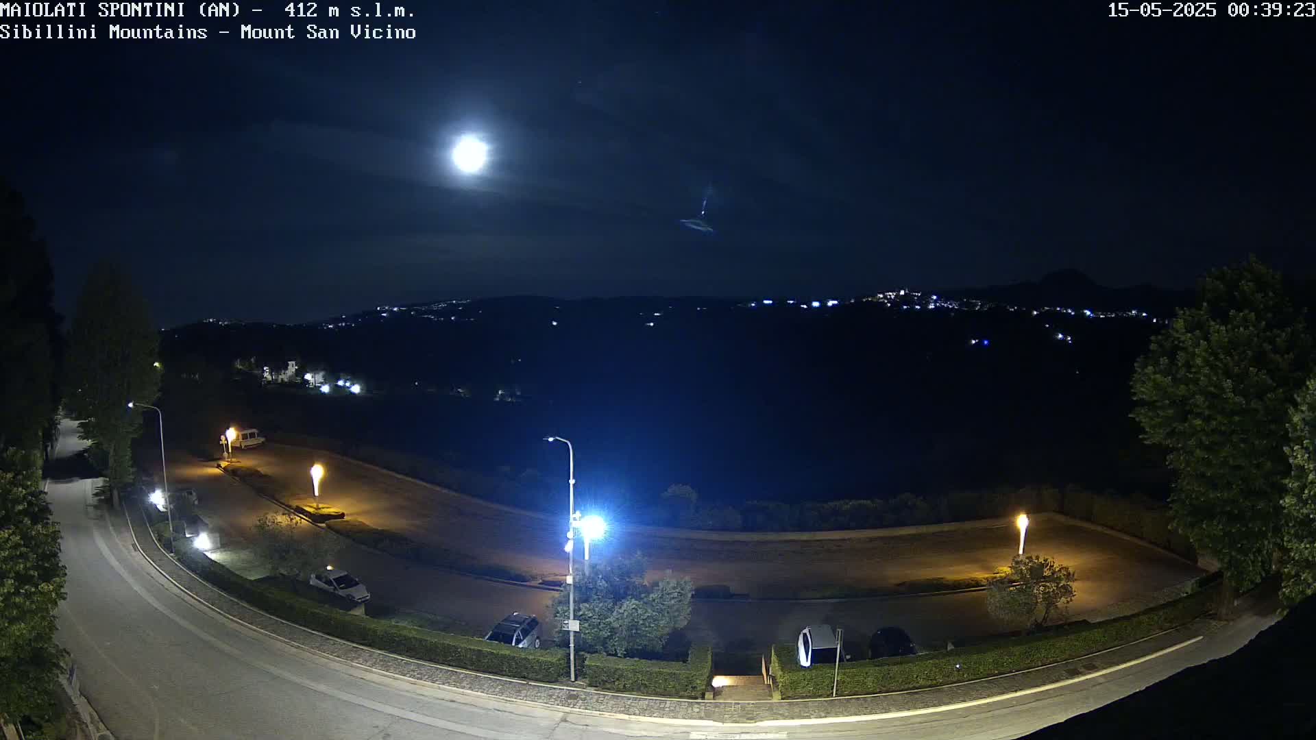 Mount Sibillini & San Vicino Live Cam - Maiolati Spontini, Marche, Italy
