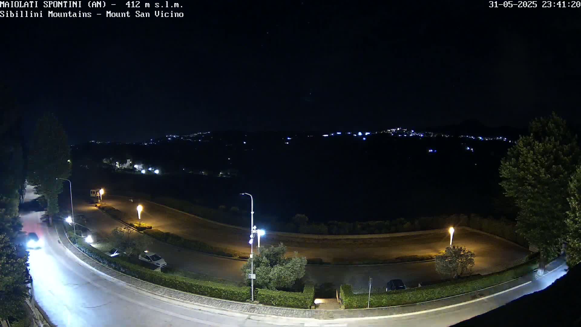 Mount Sibillini & San Vicino Live Cam - Maiolati Spontini, Marche, Italy