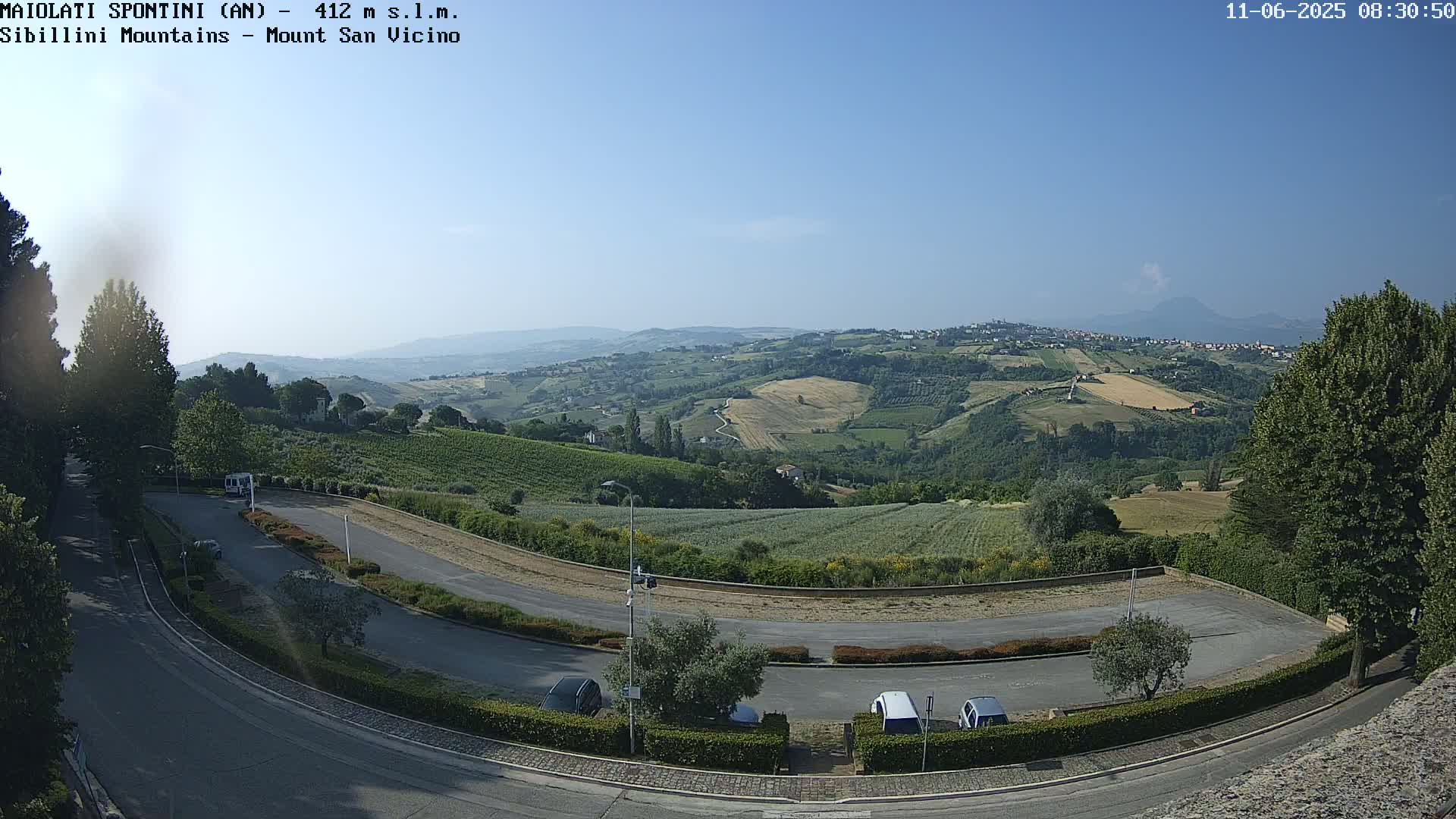 Mount Sibillini & San Vicino Live Cam - Maiolati Spontini, Marche, Italy