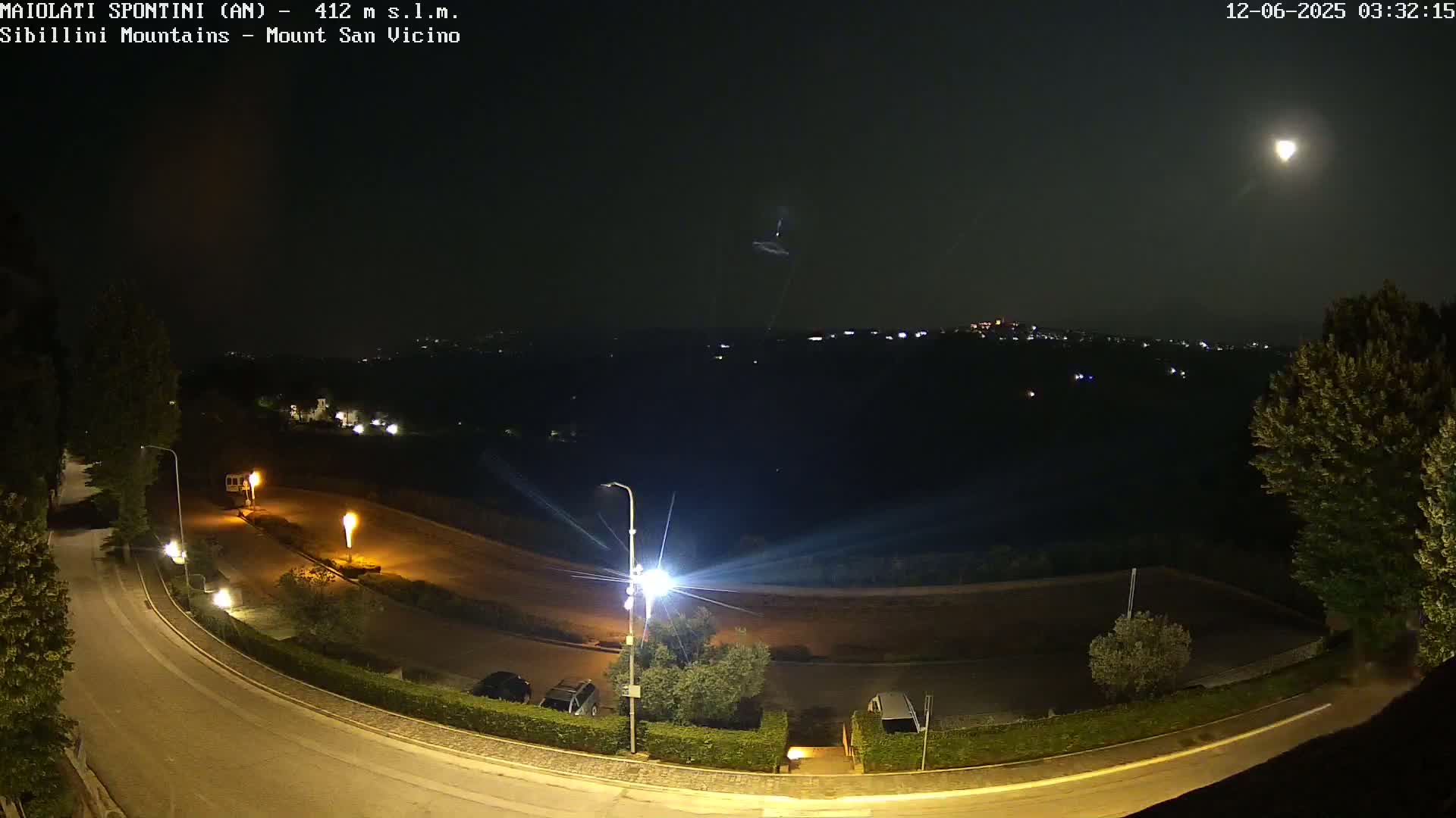 Mount Sibillini & San Vicino Live Cam - Maiolati Spontini, Marche, Italy