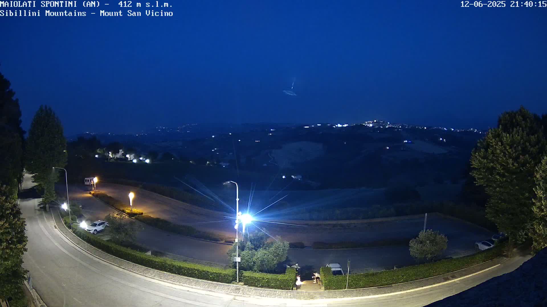Mount Sibillini & San Vicino Live Cam - Maiolati Spontini, Marche, Italy