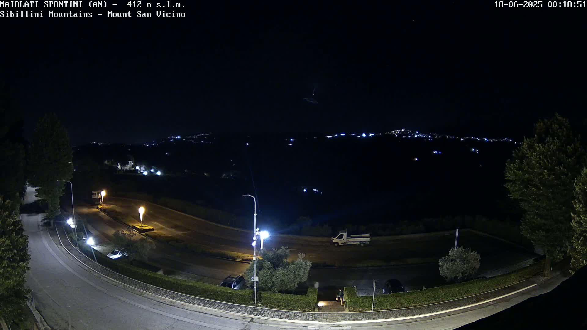 Mount Sibillini & San Vicino Live Cam - Maiolati Spontini, Marche, Italy