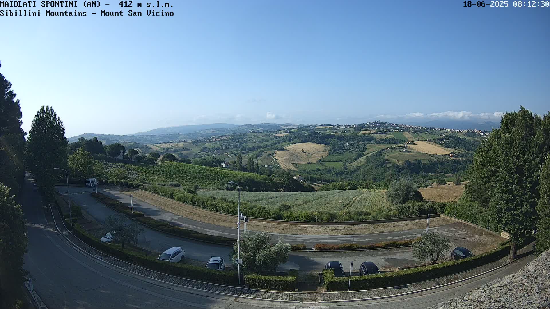Mount Sibillini & San Vicino Live Cam - Maiolati Spontini, Marche, Italy