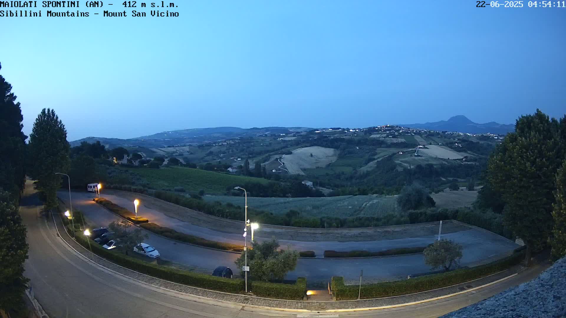 Mount Sibillini & San Vicino Live Cam - Maiolati Spontini, Marche, Italy