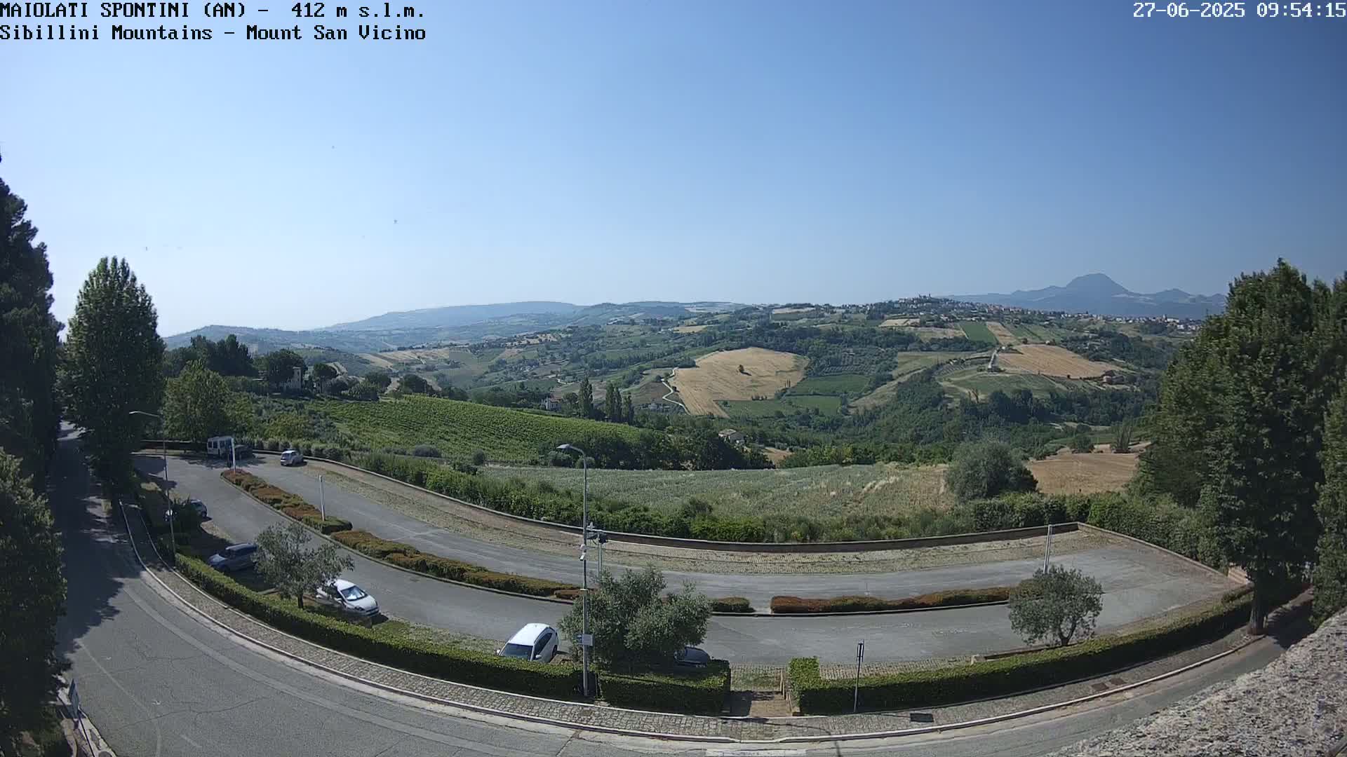 Mount Sibillini & San Vicino Live Cam - Maiolati Spontini, Marche, Italy