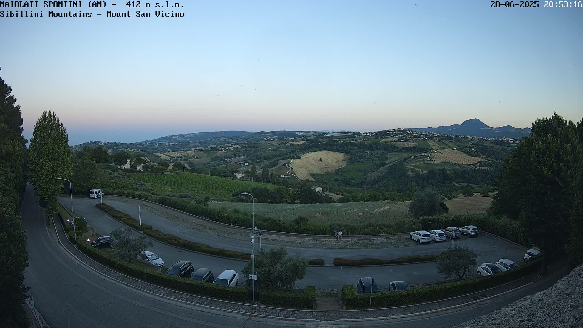 Mount Sibillini & San Vicino Live Cam - Maiolati Spontini, Marche, Italy