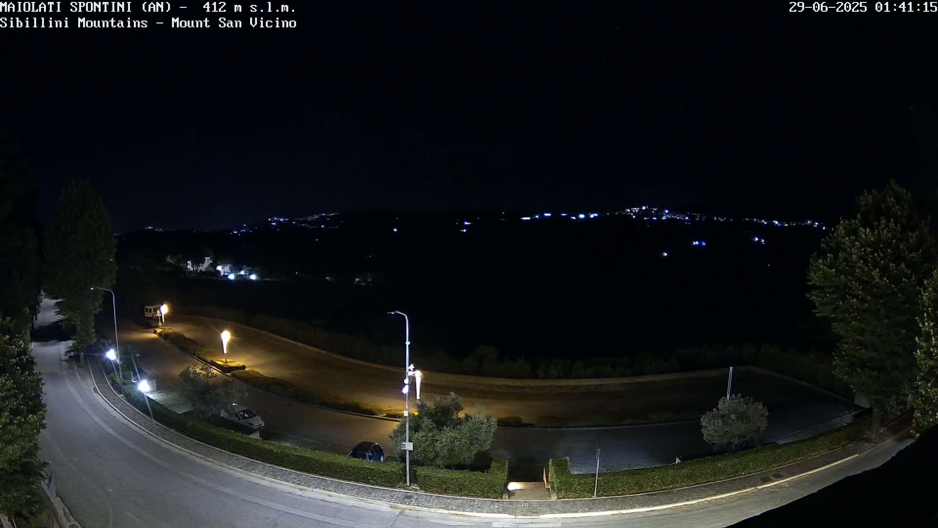 Mount Sibillini & San Vicino Live Cam - Maiolati Spontini, Marche, Italy