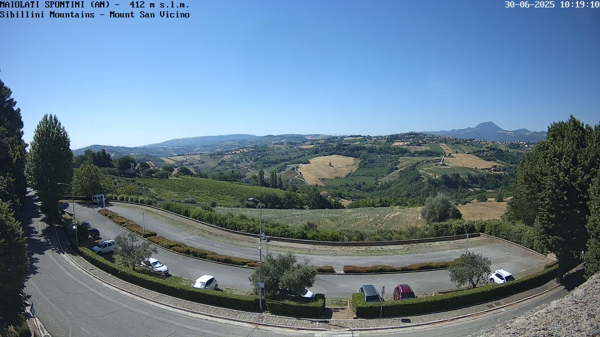 Mount Sibillini & San Vicino Live Cam - Maiolati Spontini, Marche, Italy