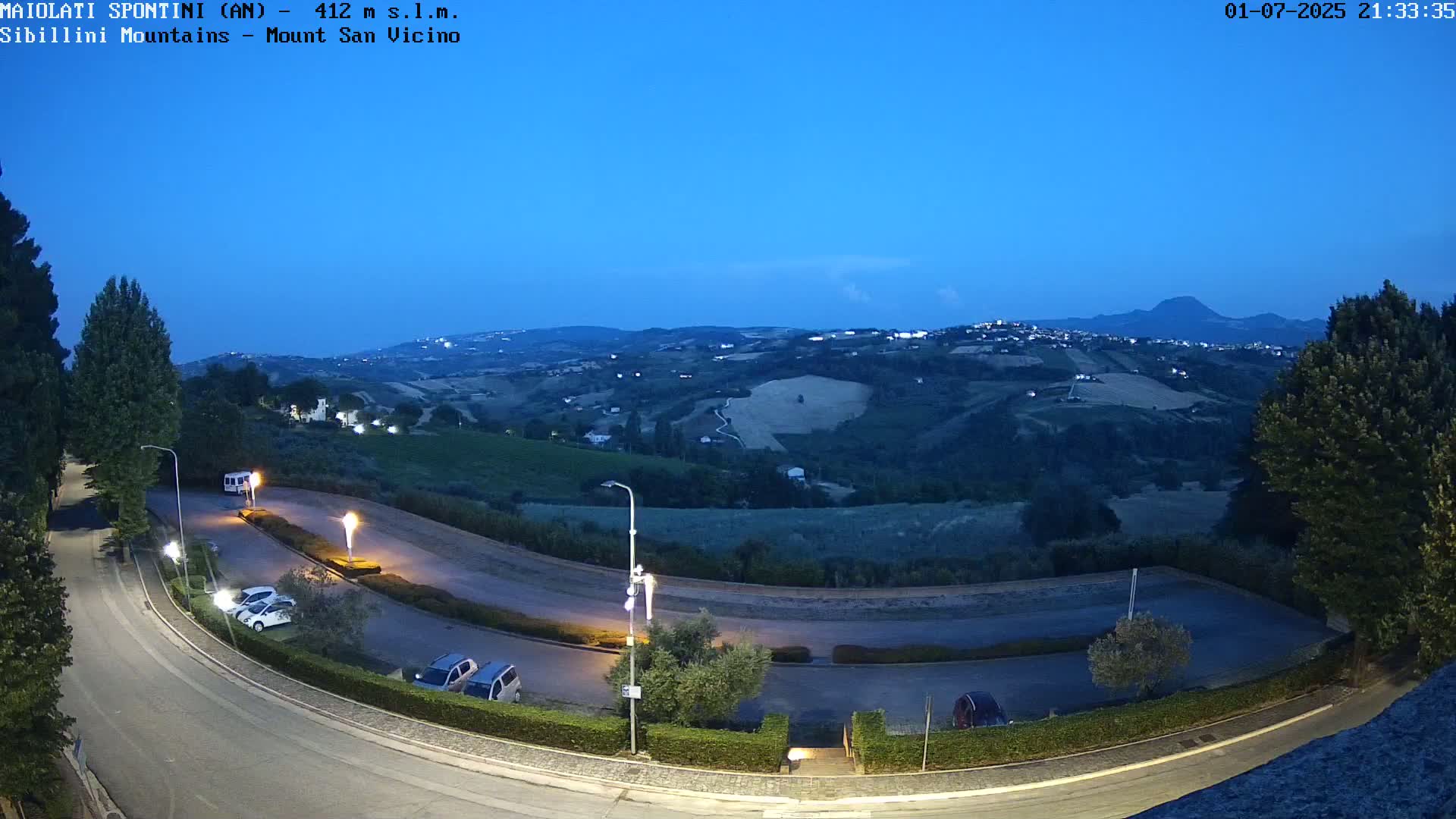 Mount Sibillini & San Vicino Live Cam - Maiolati Spontini, Marche, Italy