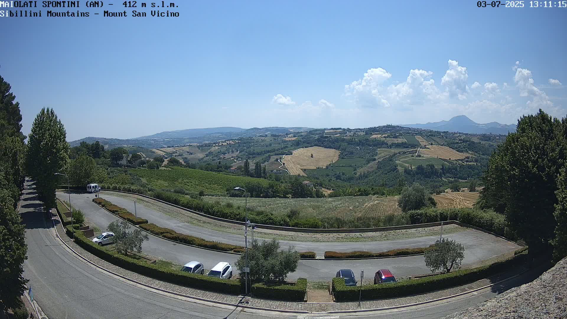 Mount Sibillini & San Vicino Live Cam - Maiolati Spontini, Marche, Italy