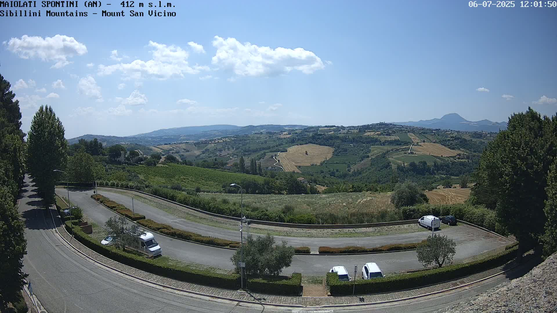 Mount Sibillini & San Vicino Live Cam - Maiolati Spontini, Marche, Italy
