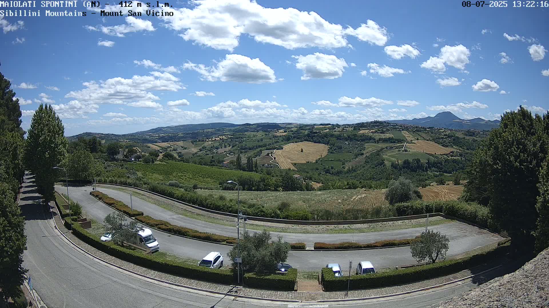 Mount Sibillini & San Vicino Live Cam - Maiolati Spontini, Marche, Italy