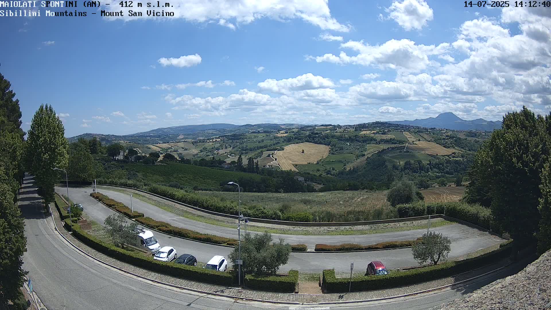 Mount Sibillini & San Vicino Live Cam - Maiolati Spontini, Marche, Italy