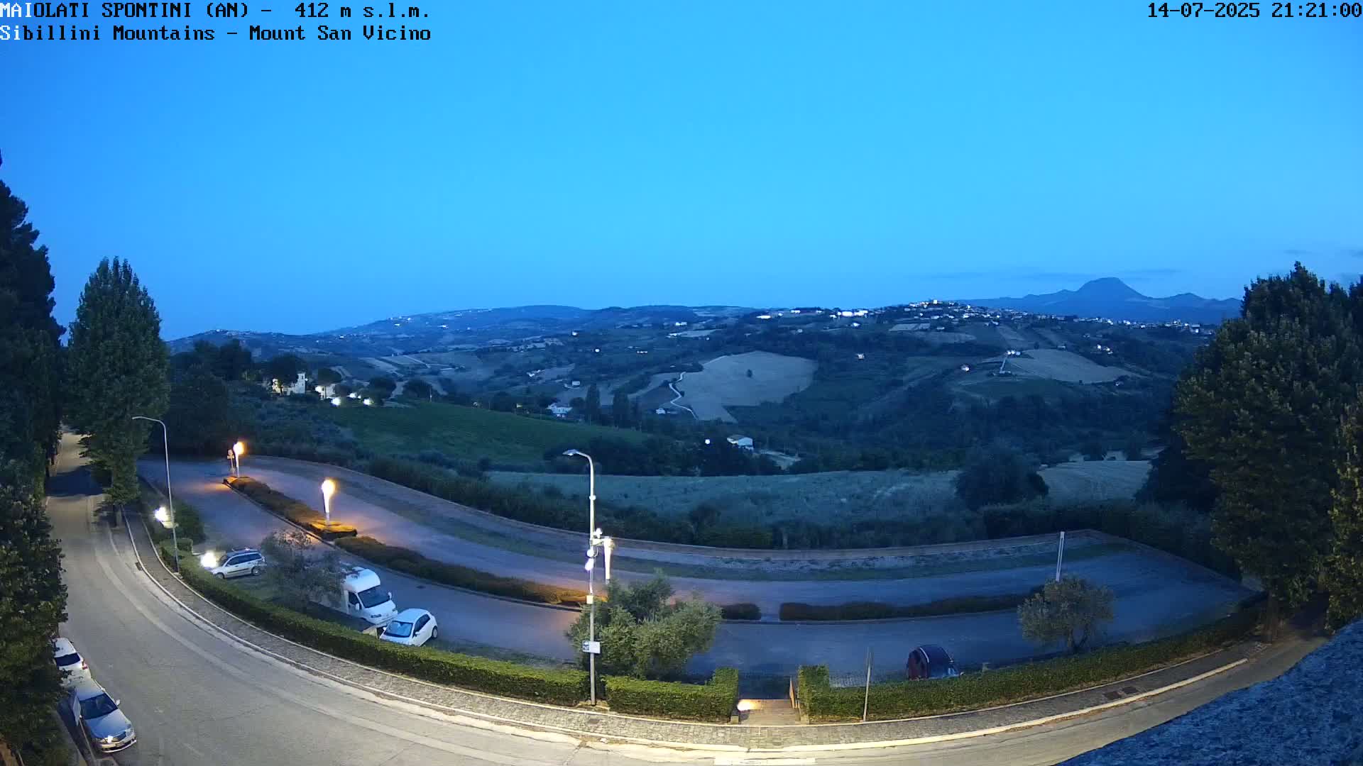 Mount Sibillini & San Vicino Live Cam - Maiolati Spontini, Marche, Italy