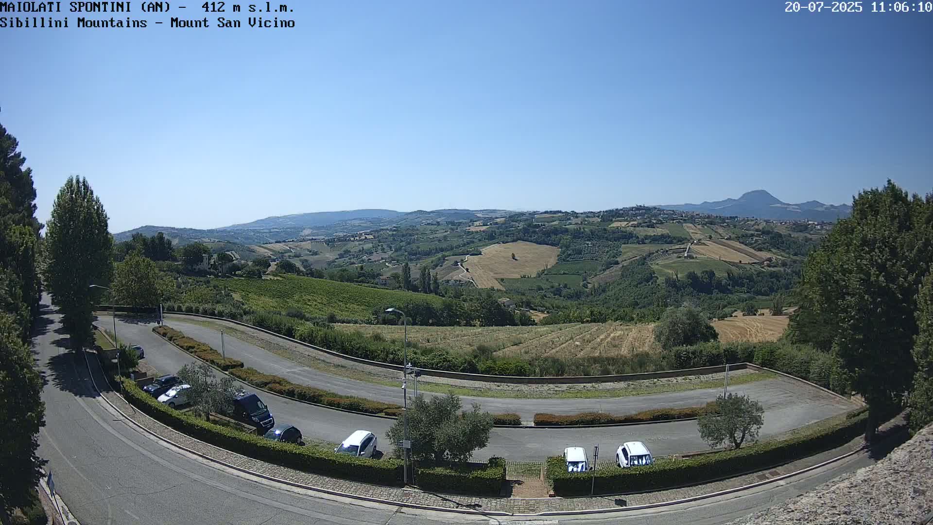 Mount Sibillini & San Vicino Live Cam - Maiolati Spontini, Marche, Italy