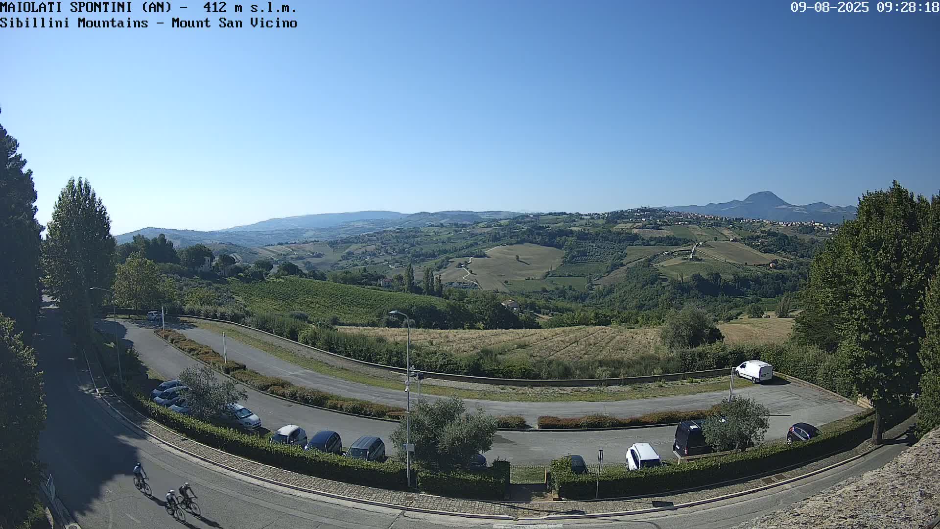 Mount Sibillini & San Vicino Live Cam - Maiolati Spontini, Marche, Italy