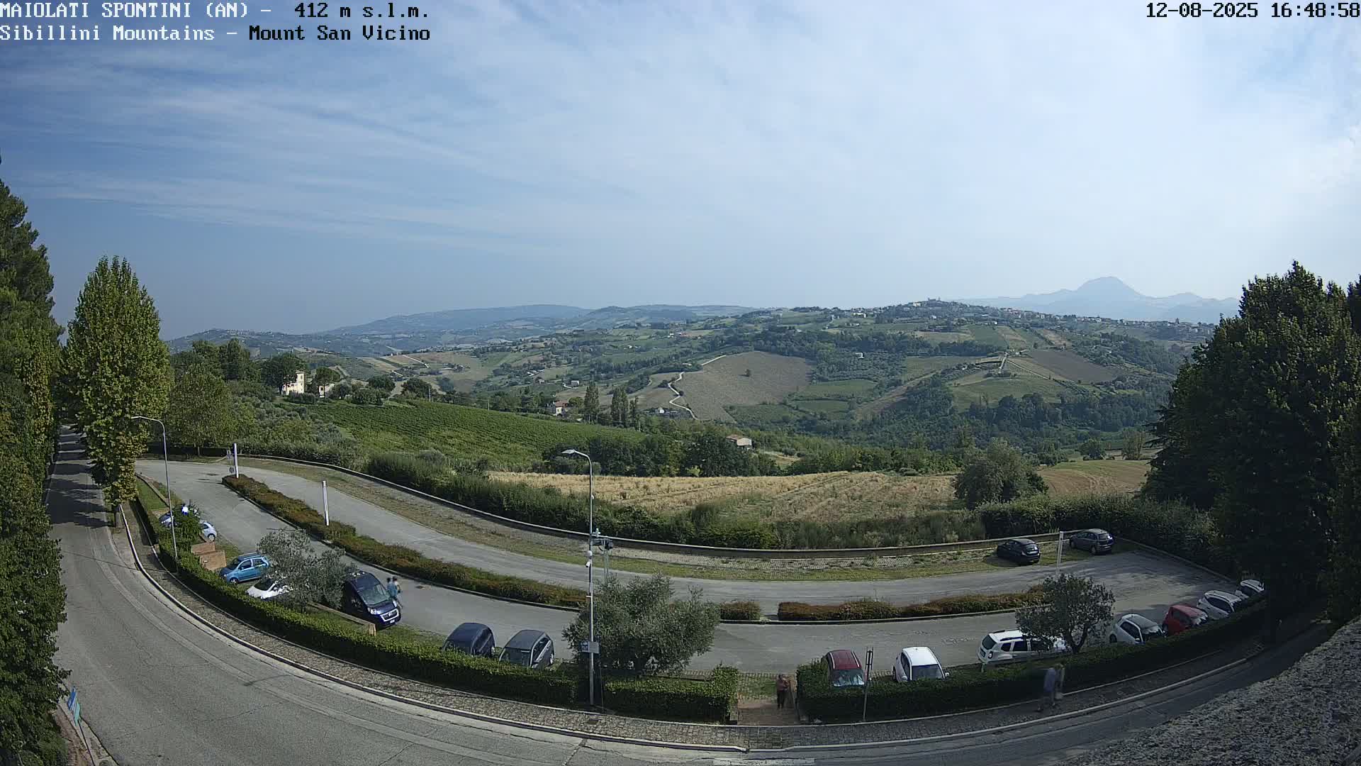 Mount Sibillini & San Vicino Live Cam - Maiolati Spontini, Marche, Italy