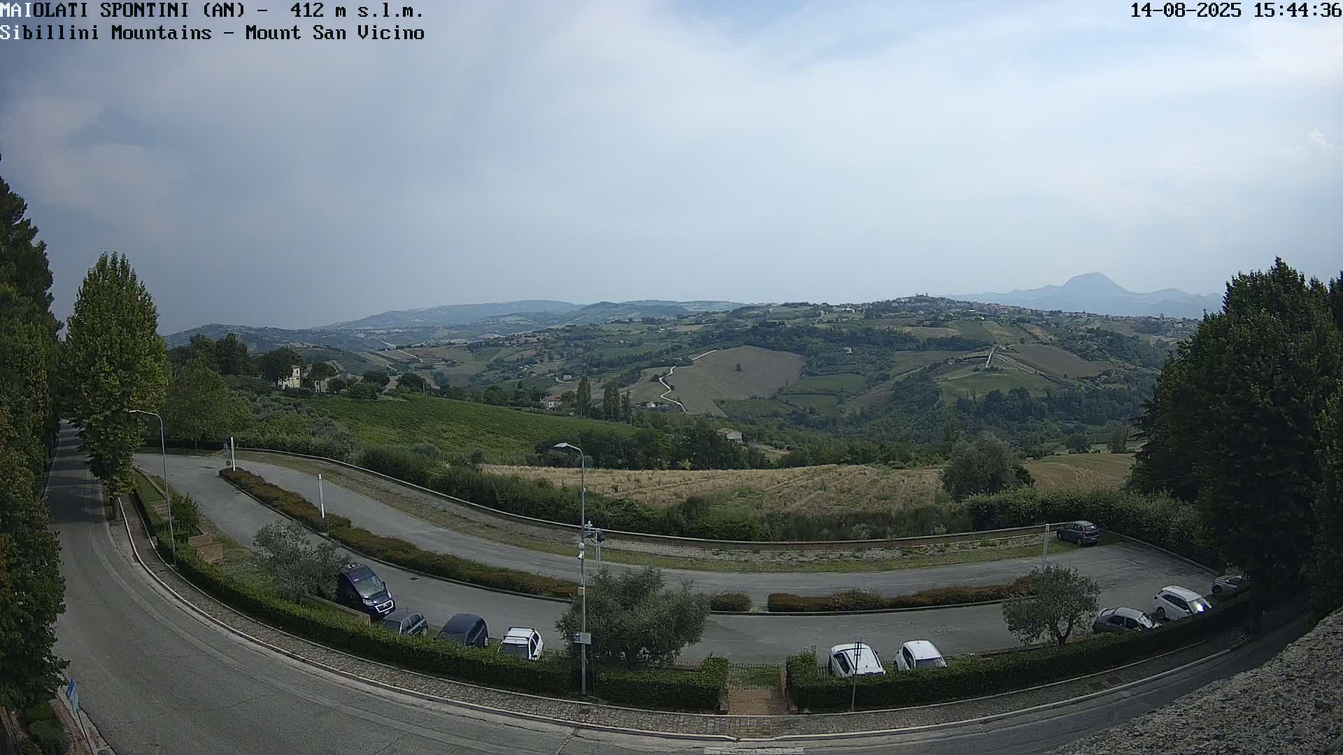 Mount Sibillini & San Vicino Live Cam - Maiolati Spontini, Marche, Italy
