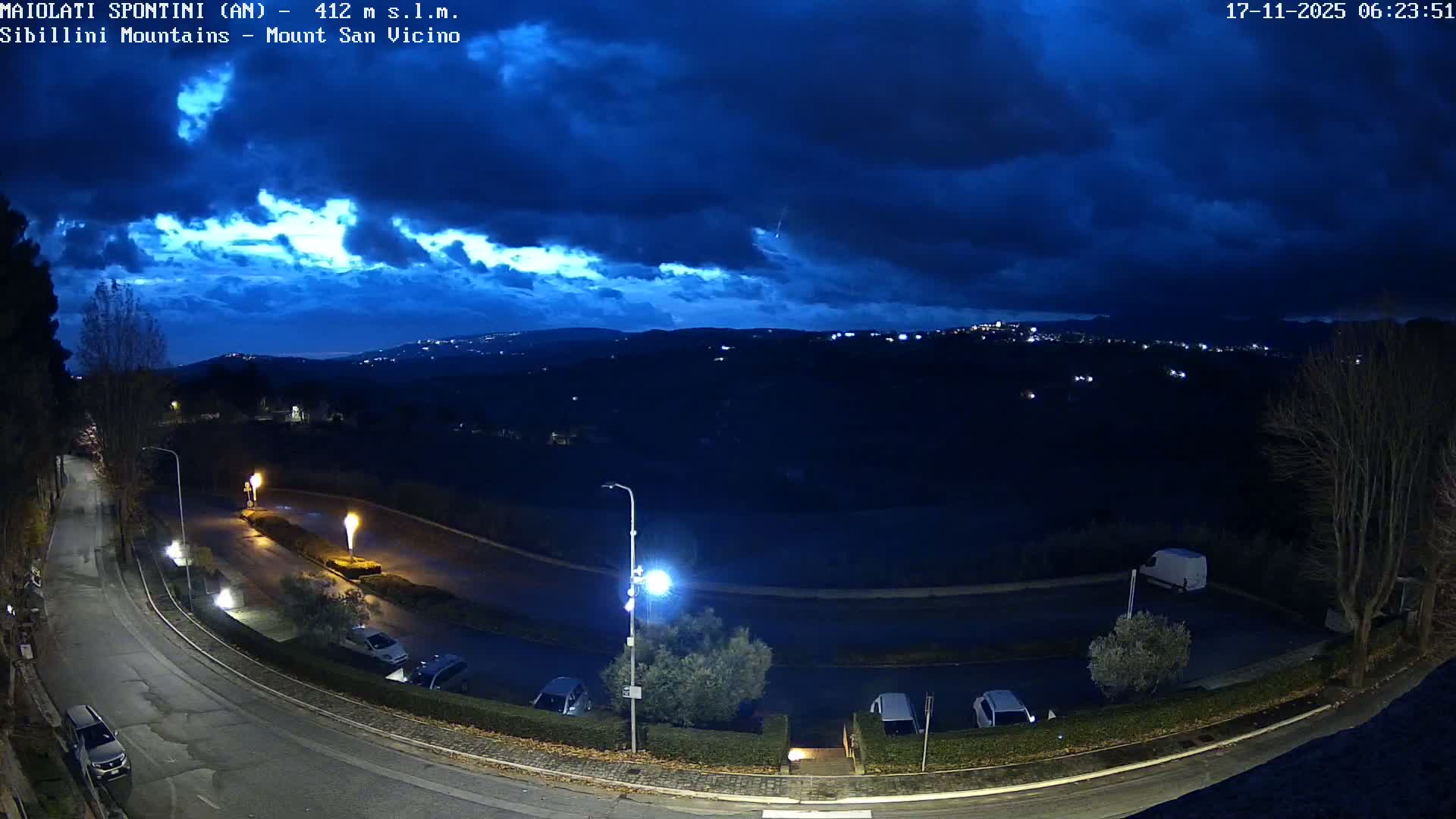 Mount Sibillini & San Vicino Live Cam - Maiolati Spontini, Marche, Italy