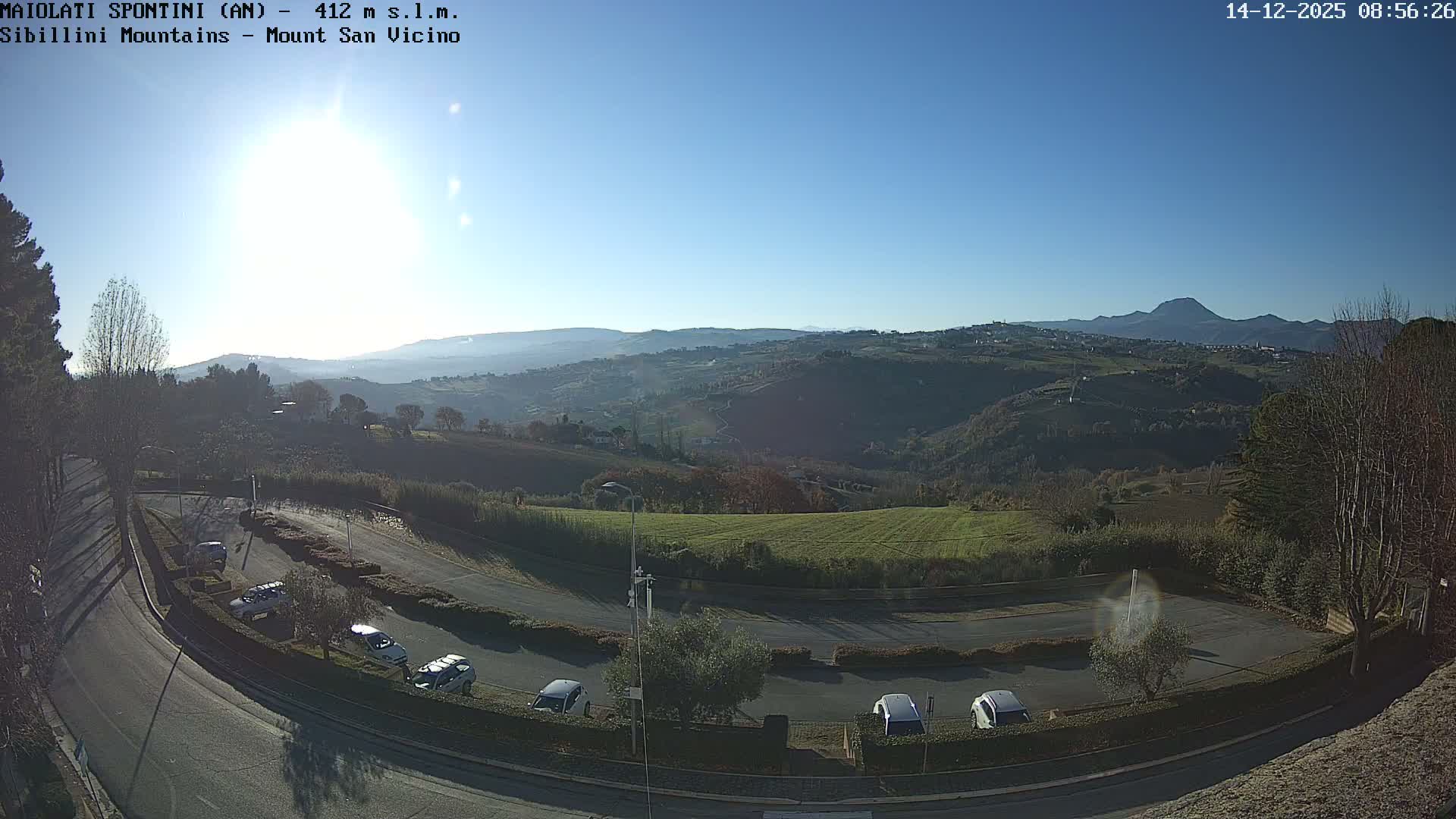 Mount Sibillini & San Vicino Live Cam - Maiolati Spontini, Marche, Italy